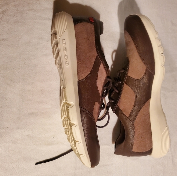 Marc Joseph New York Tan Suede Leather Extra Lightweight Sz. 9 Sneaker - Picture 4 of 9